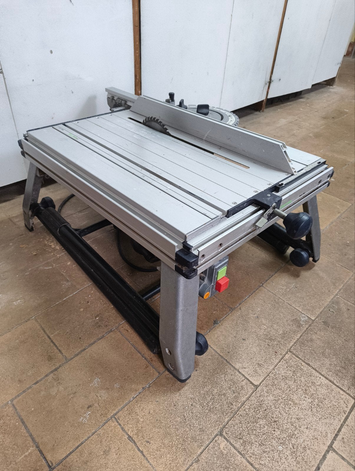Festool Basis Plus Tafelzaag met geleiderail en afzuigslang, Ophalen, Gebruikt, Cirkelzaag, 30 tot 70 mm