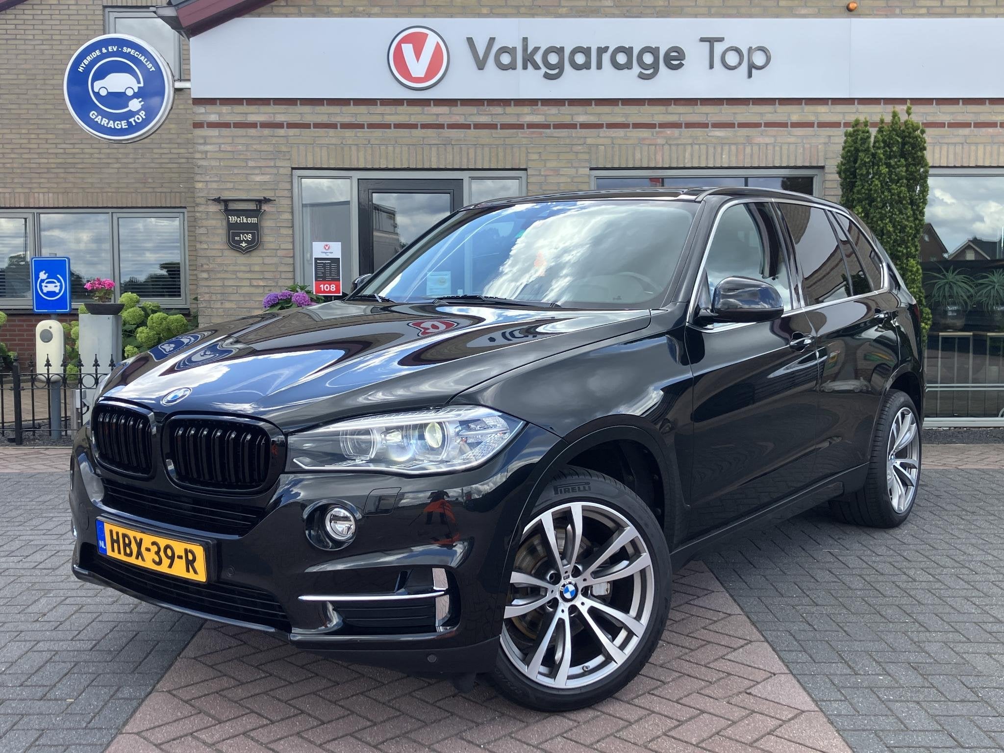 BMW X5 xDrive35i High Executive 7p. | Pano | Leder | Motor g, Auto's, 2005 kg, Gebruikt, Verwarmde buitenspiegels, 7 stoelen