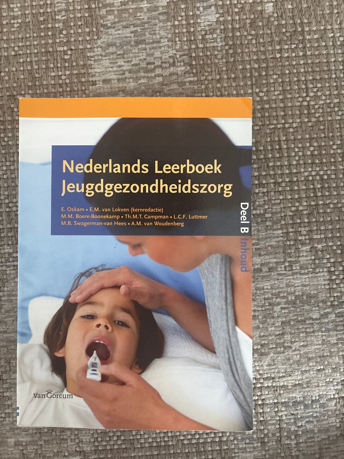 Esther Oskam - Deel B, Ophalen of Verzenden, Zo goed als nieuw, Esther Oskam