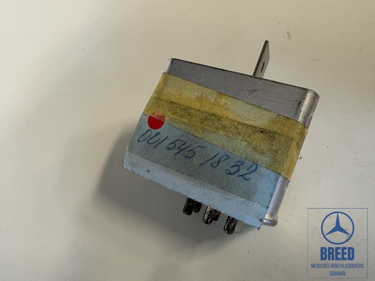 NOS gloeirelais voor Mercedes-Benz W115 240D 3.0, -, Nieuw, Ophalen of Verzenden, -