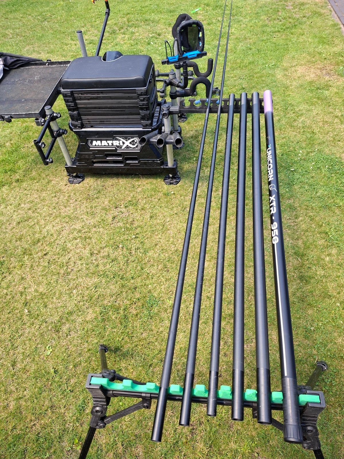 Matrix 36 zitkist + accessoires, zie foto's. + vaste stok., Watersport en Boten, Hengelsport | Witvissen, Ophalen of Verzenden