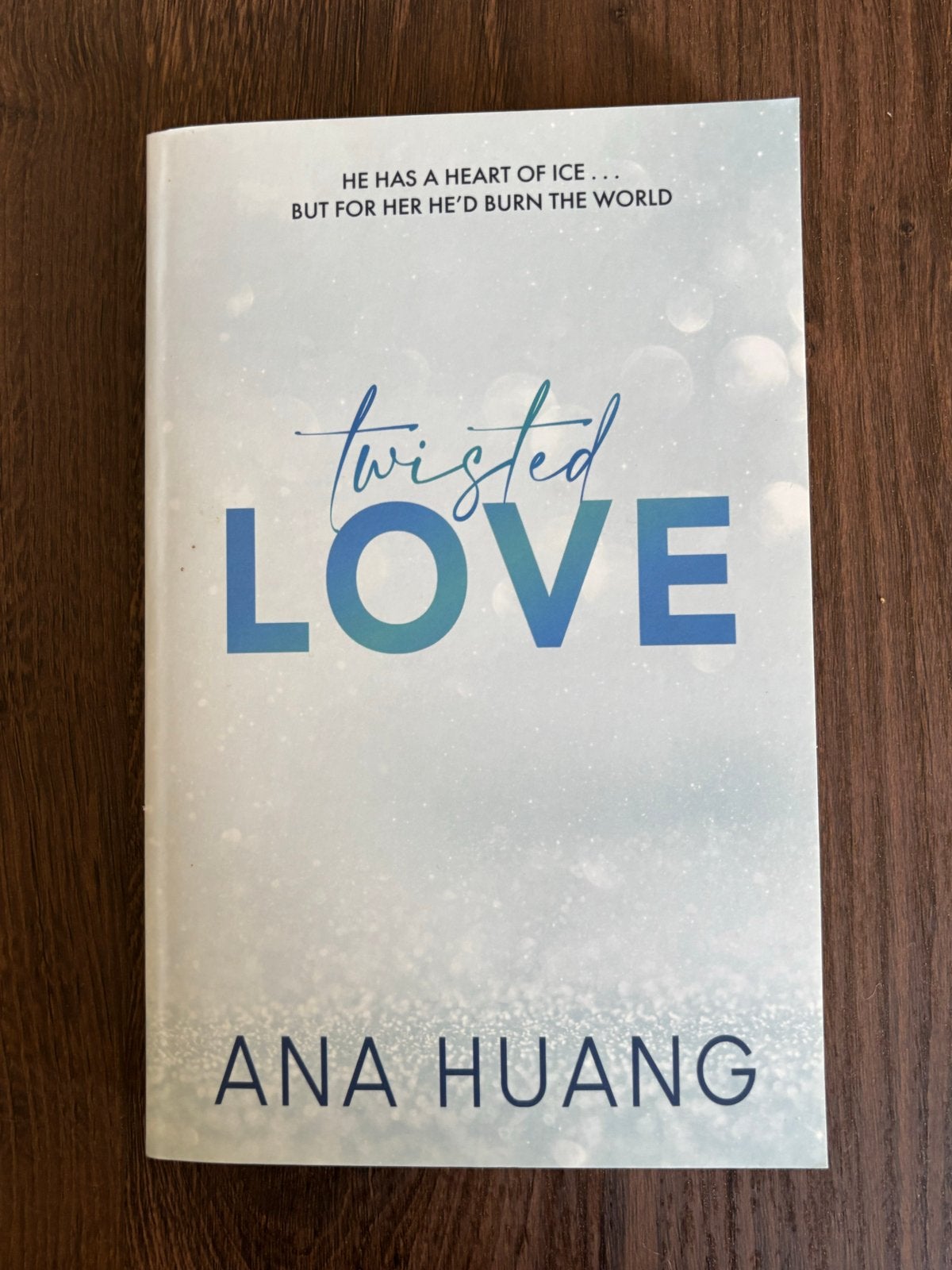 Twisted Love - Ana Huang (Engels), Boeken, Romans, Ophalen of Verzenden, Nieuw, Europa overig