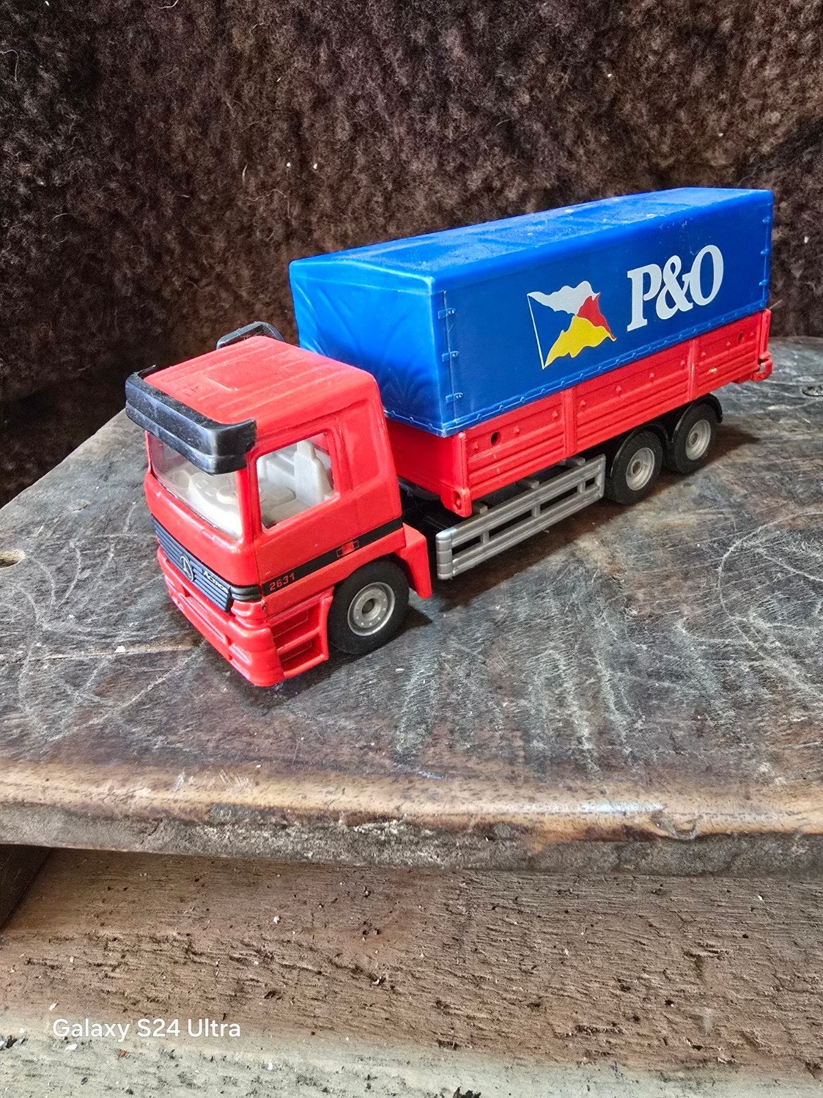 E139 > Siku 2933 Mercedes-Benz Actros vrachtwagen, Ophalen of Verzenden