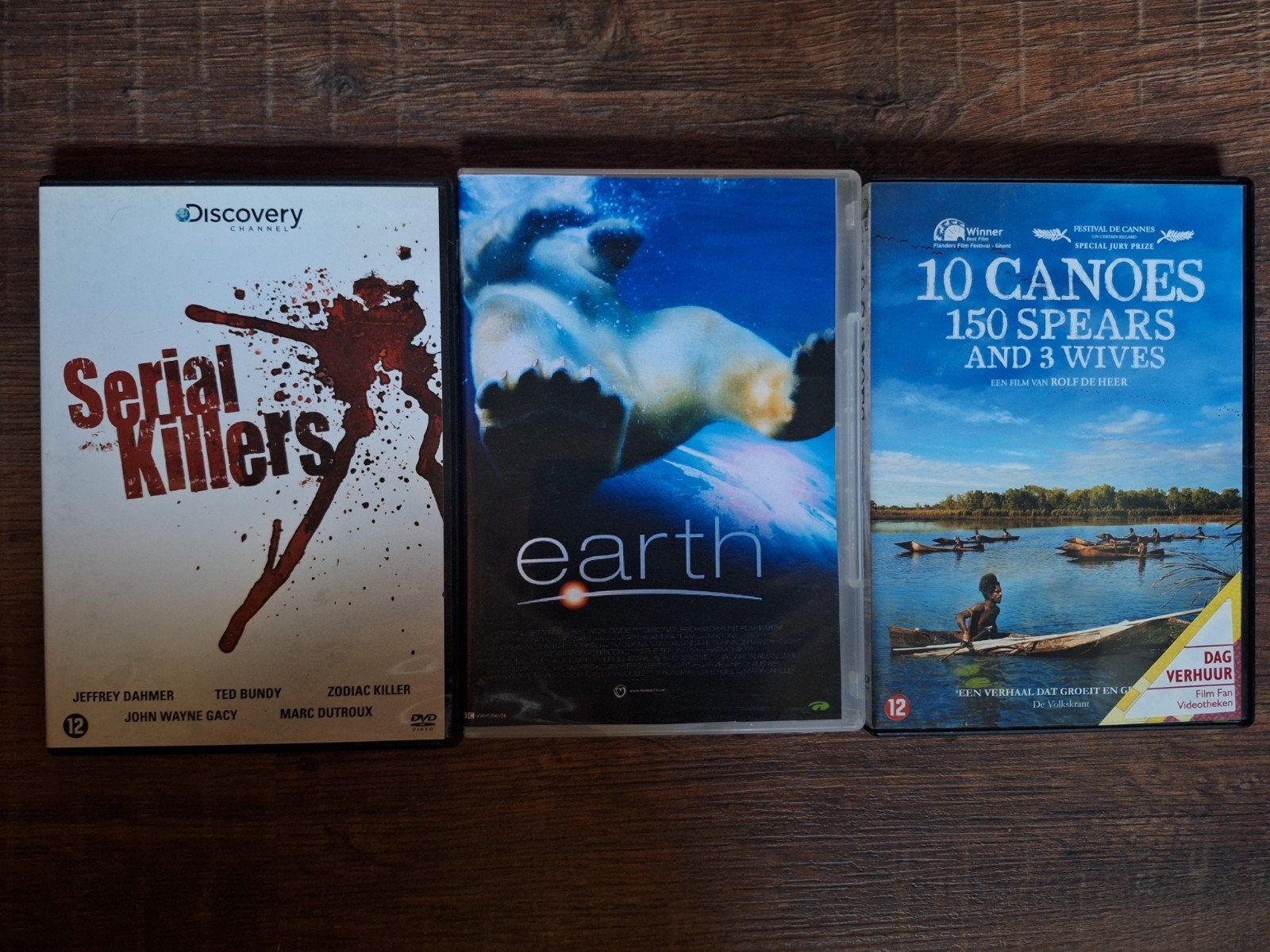 DVD documentaires: Serial Killers, Earth, 10 Canoes, Oorlog of Misdaad, Nederlands, Ophalen of Verzenden, Vanaf 12 jaar