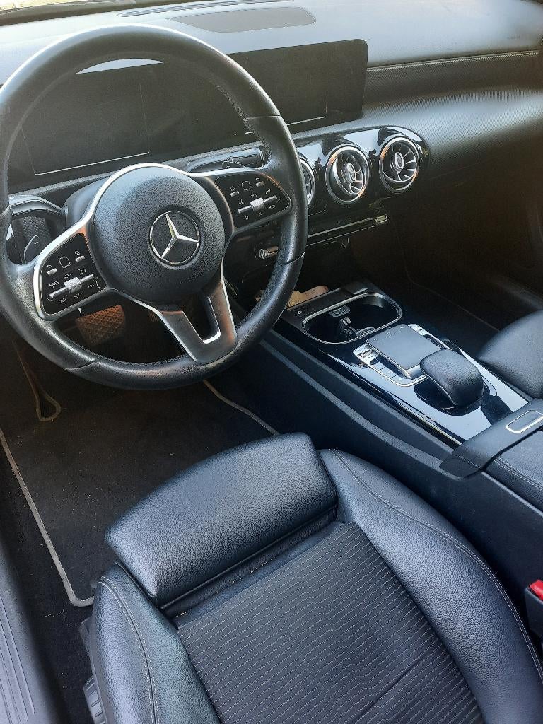 Mercedes-Benz A-Klasse A 220 4Matic 190pk 7G-DCT 2019 Zwart, Automaat, 745 kg, Leder en Stof, Zwart