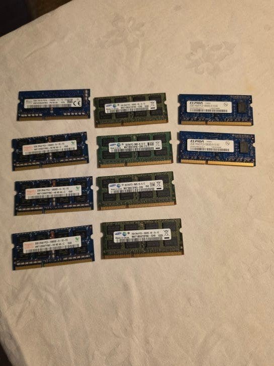 10x 2GB DDR3 RAM Geheugenstrips (Samsung, Hynix, Elpida), Gebruikt, 10600 & 12800, DDR3, Ophalen of Verzenden