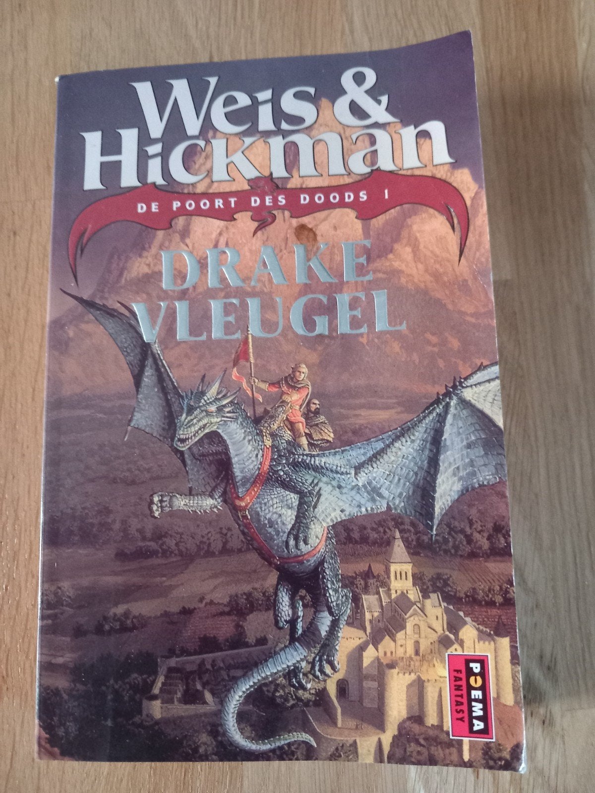 Draak Vleugel - De Poort des Doods I - Weis & Hickman, Ophalen of Verzenden, Gelezen, Weis & hickman