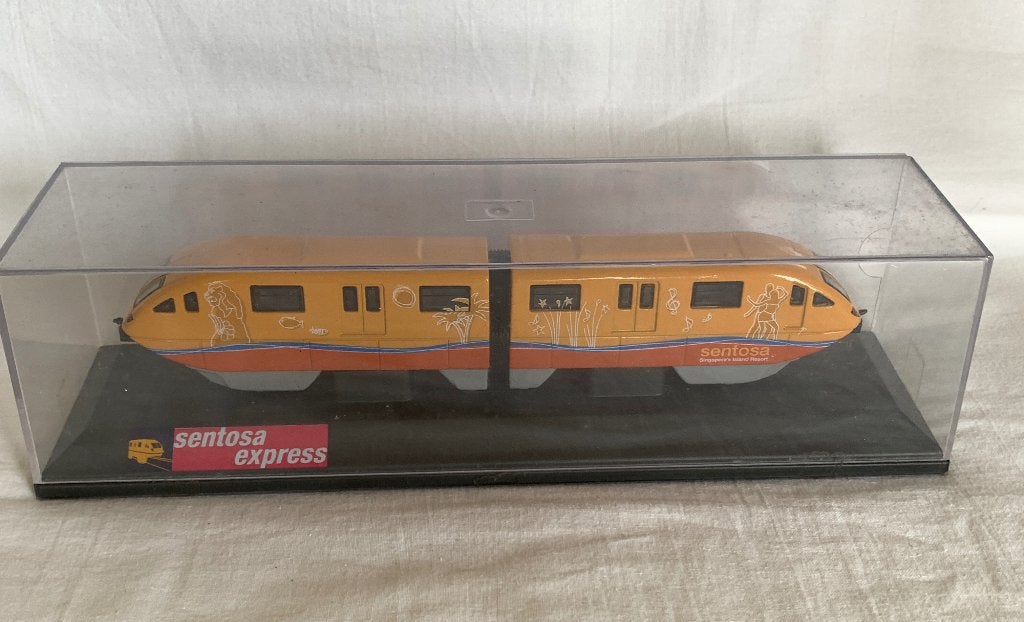 Singapore Sentosa Express trein model in origineel doosje, Overige merken, Ophalen of Verzenden, Zo goed als nieuw, Gelijkstroom