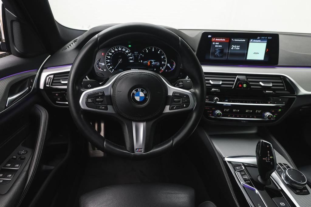 BMW 5 Serie 520i High Executive M Sport Automaat / Adaptieve, Achterwielaandrijving, Gebruikt, 4 cilinders, 1505 kg