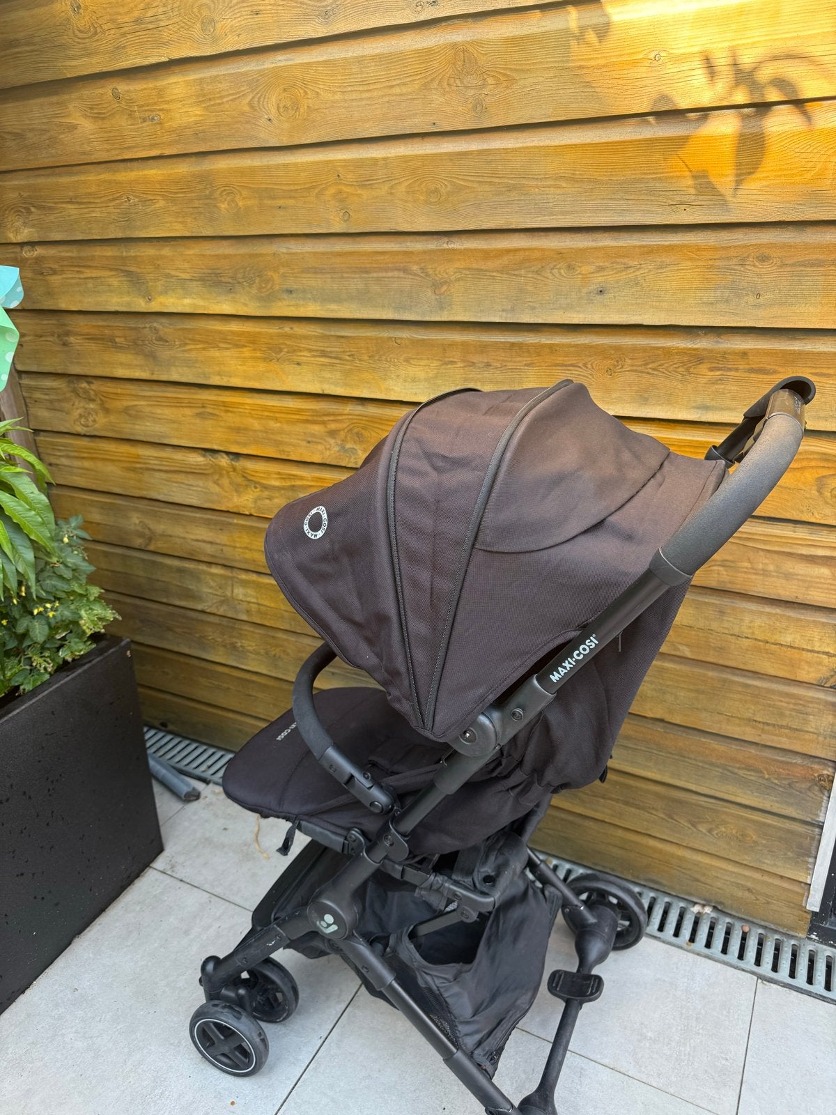 Maxi-Cosi lara 2 buggy, zwart, in goede staat, Ophalen, Zo goed als nieuw, Kinderwagen, Maxi-Cosi