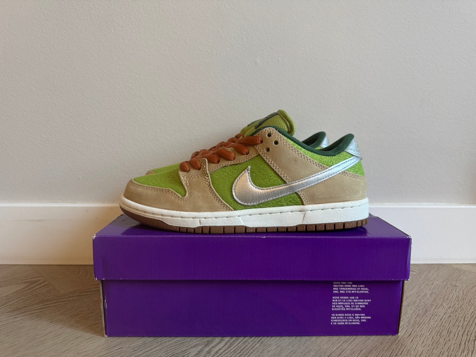 Nike SB Dunk (size 36,5), Ophalen of Verzenden, Nieuw, Overige kleuren, Sneakers of Gympen