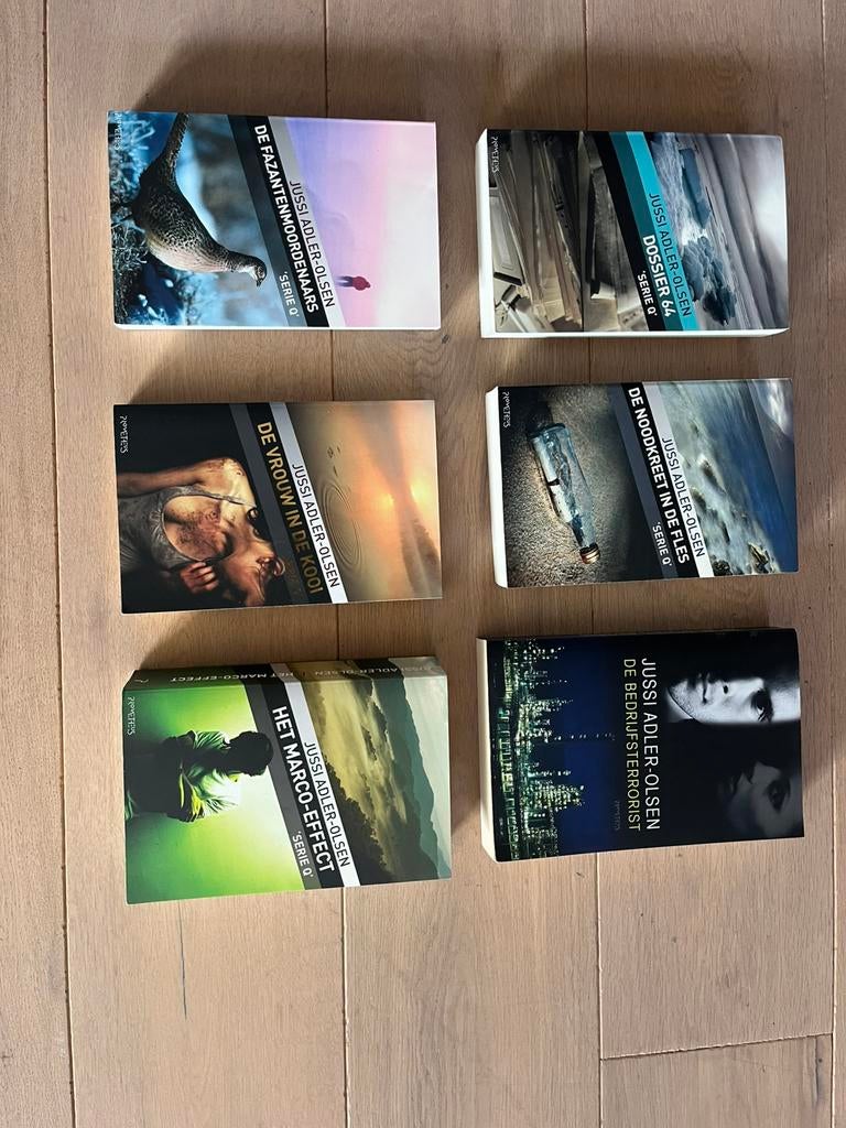 Jussi Adler-Olsen 6 stuks, Ophalen, Zo goed als nieuw