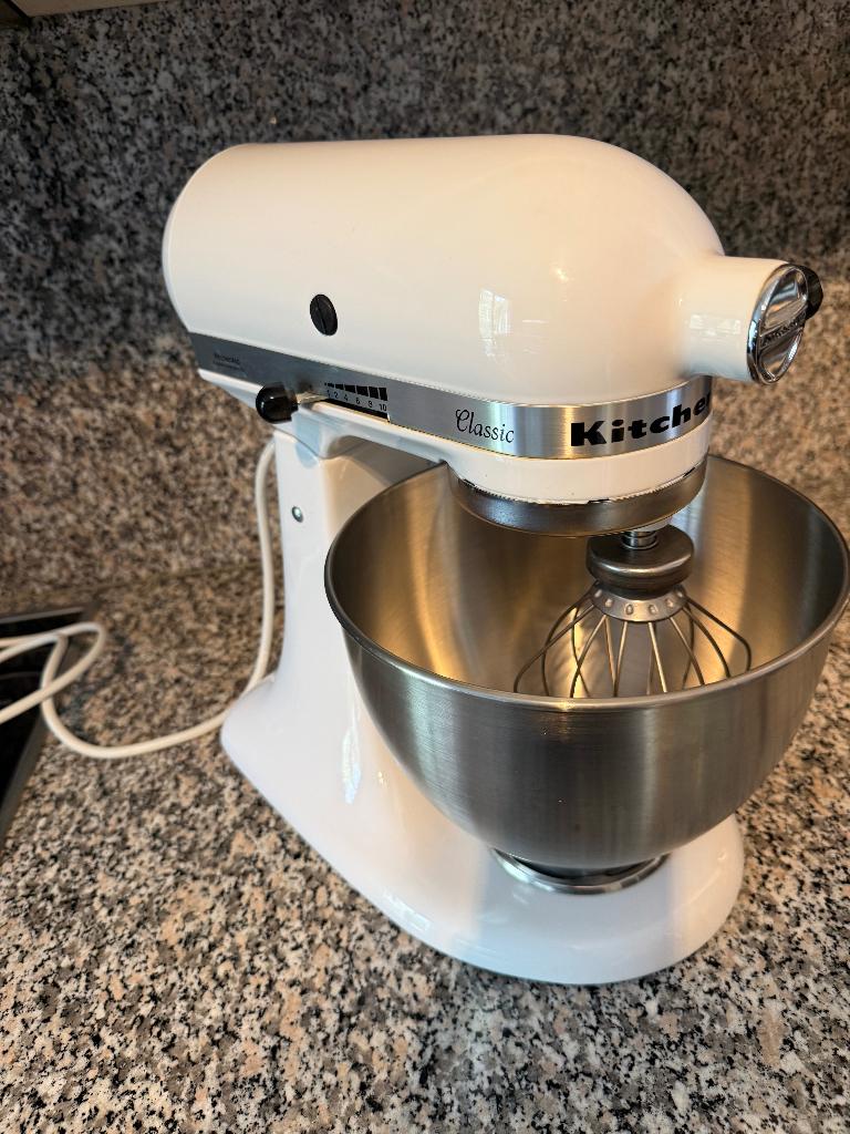 Kitchenaid keukenmachine Classic, Witgoed en Apparatuur, Keukenmixers, Ophalen, 4 liter of meer, 3 snelheden of meer, Zo goed als nieuw