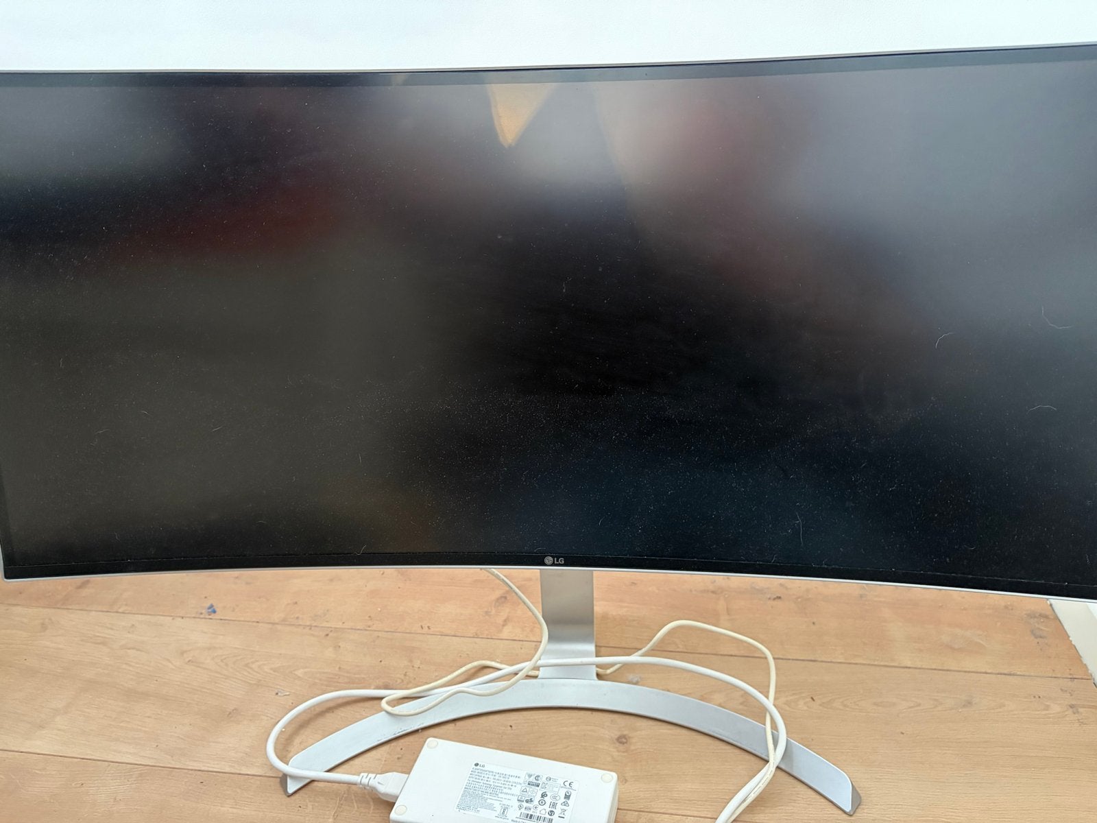 LG 34UC99-W Ultrawide Curved Monitor (34 inch), IPS, Curved, 61 t/m 100 Hz, Quad HD (2K)