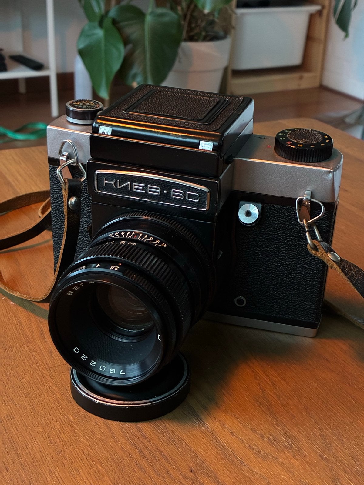 Kiev 6C with Vega-12B lens, Ophalen of Verzenden, Gebruikt, Spiegelreflex, Overige Merken