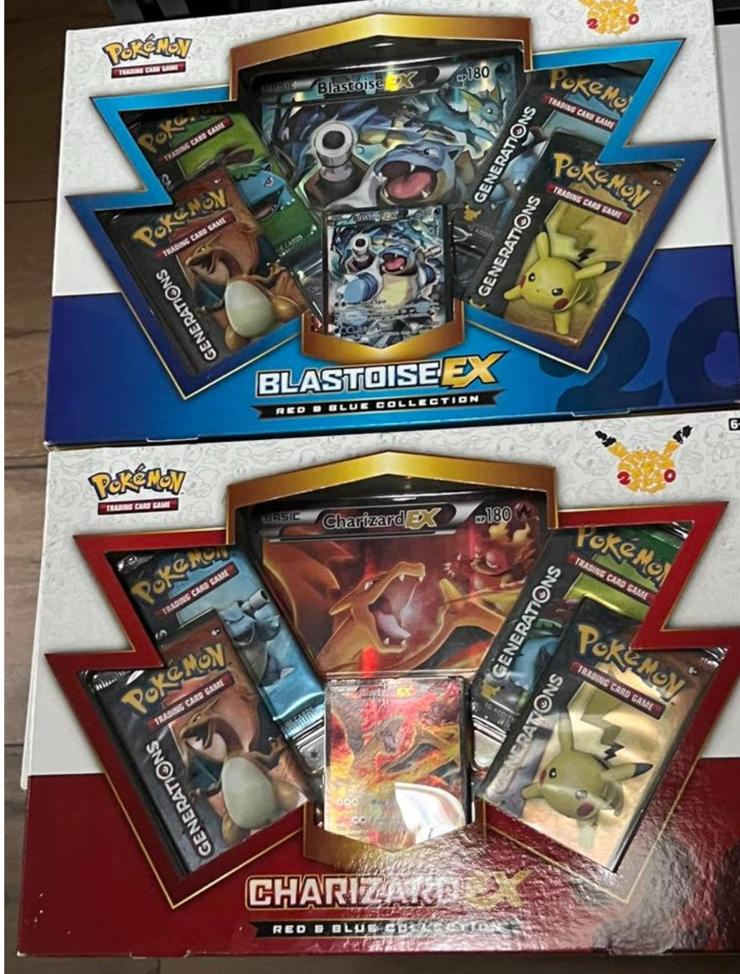 Bundel Pokemon Charizard Ex en Blastiose EX red en blue, Hobby en Vrije tijd, Ophalen of Verzenden, Zo goed als nieuw