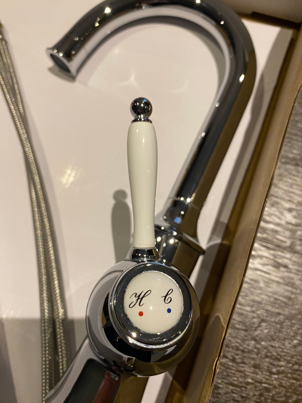 Wastafel mengkraan hoog model, nieuw in doos, Ophalen of Verzenden, Nieuw, Chroom, Wastafel