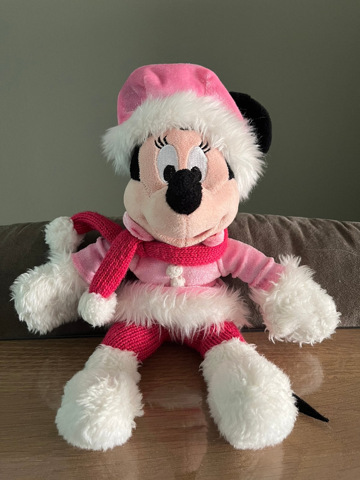 Gave Minnie Mouse knuffel winter Disney 29cm, Ophalen of Verzenden, Mickey Mouse, Overige typen