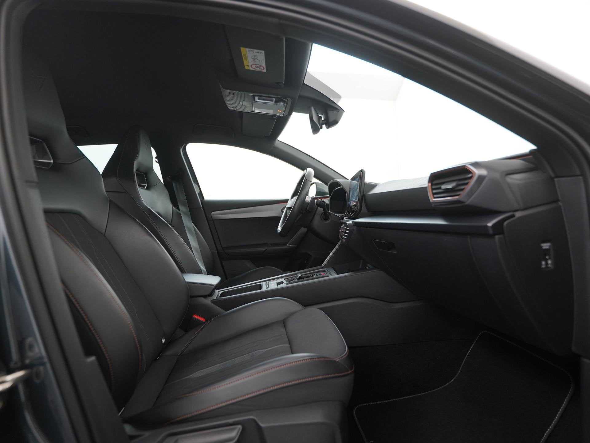 CUPRA Leon Sportstourer 1.4 e-Hybrid VZ Adrenaline | DCC | A, Auto's, Stof, Gebruikt, Leon, 88 %