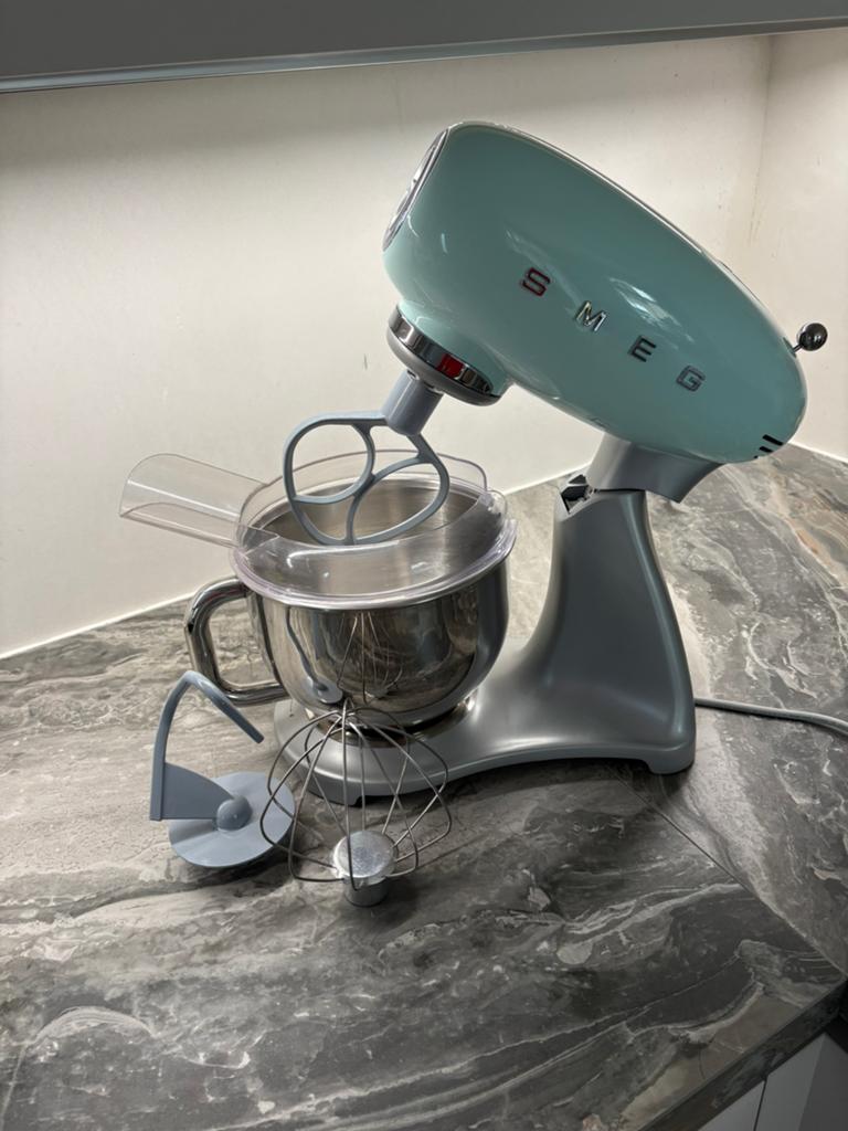 Smeg keukenmachine groen, 4 liter of meer, Ophalen, 3 snelheden of meer