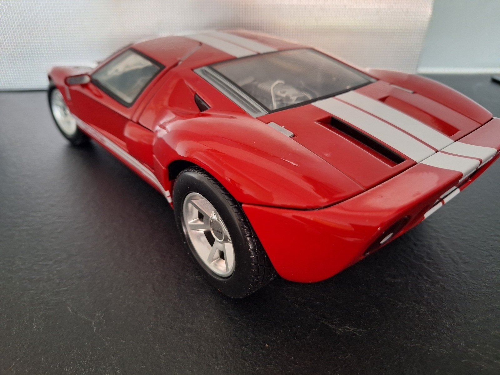 Ford GT 2004 Schaal 1:12, Nieuw, Ophalen of Verzenden, Motormax, 1:9 t/m 1:12