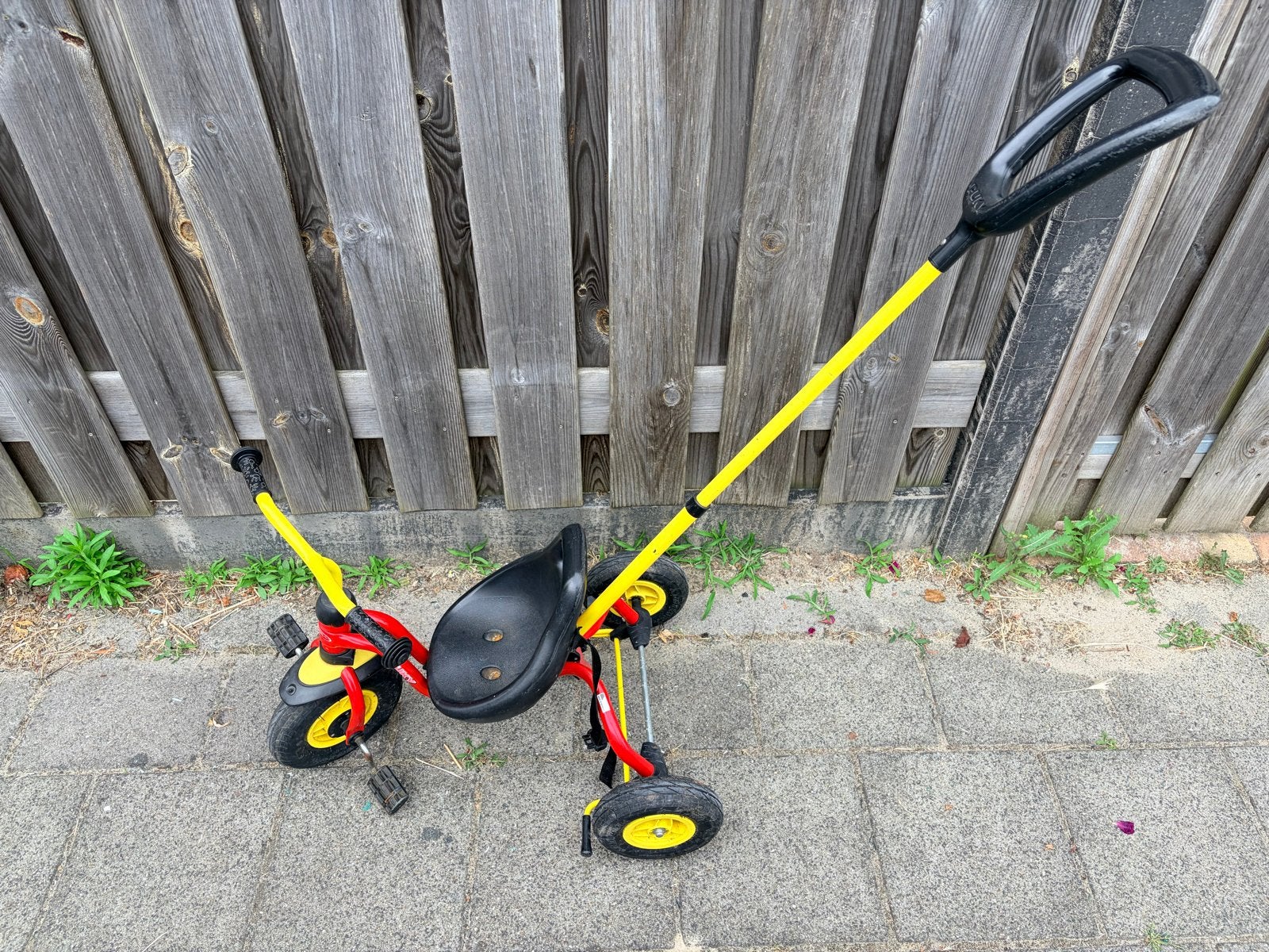 Puky driewieler met trappers en duwstang, Ophalen, Gebruikt, Duwstang