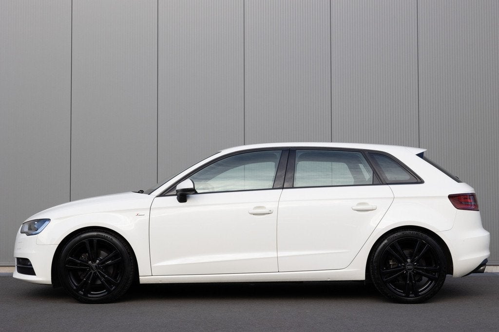 Audi A3 Sportback 1.4 TFSI | 2X S-line | NL-AUTO (bj 2013), Auto's, Audi, Euro 5, Gebruikt, Zwart, Leder en Stof