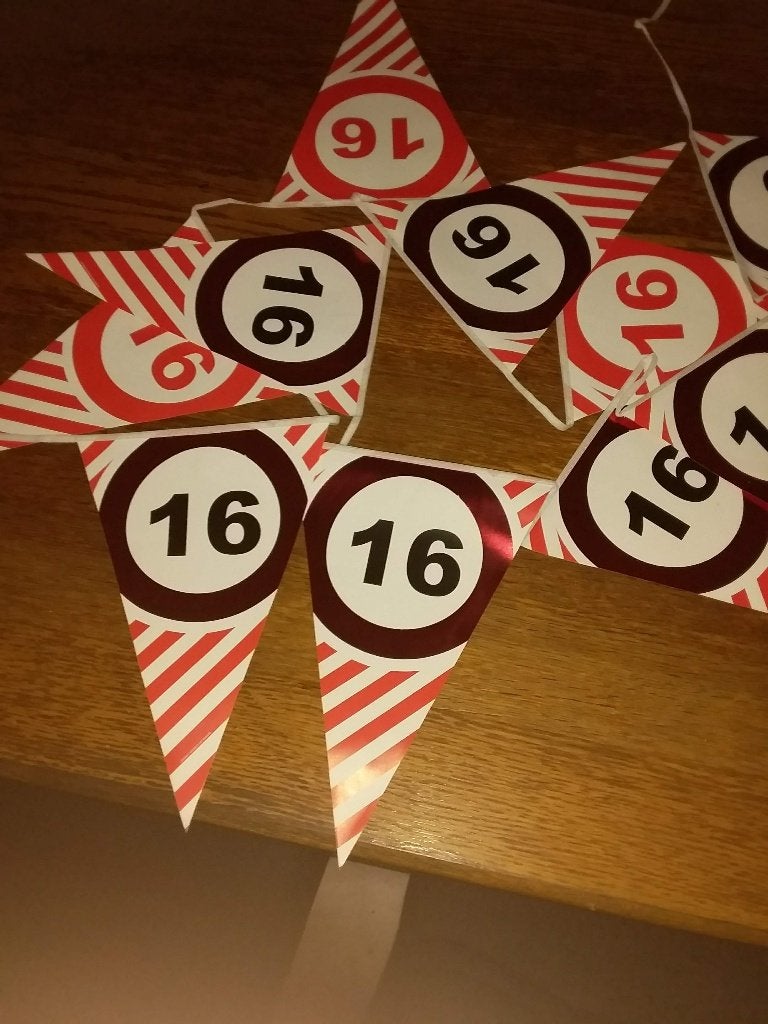 vlaggenlijn 16 jaar, Ophalen of Verzenden, Gebruikt, Versiering, Verjaardag