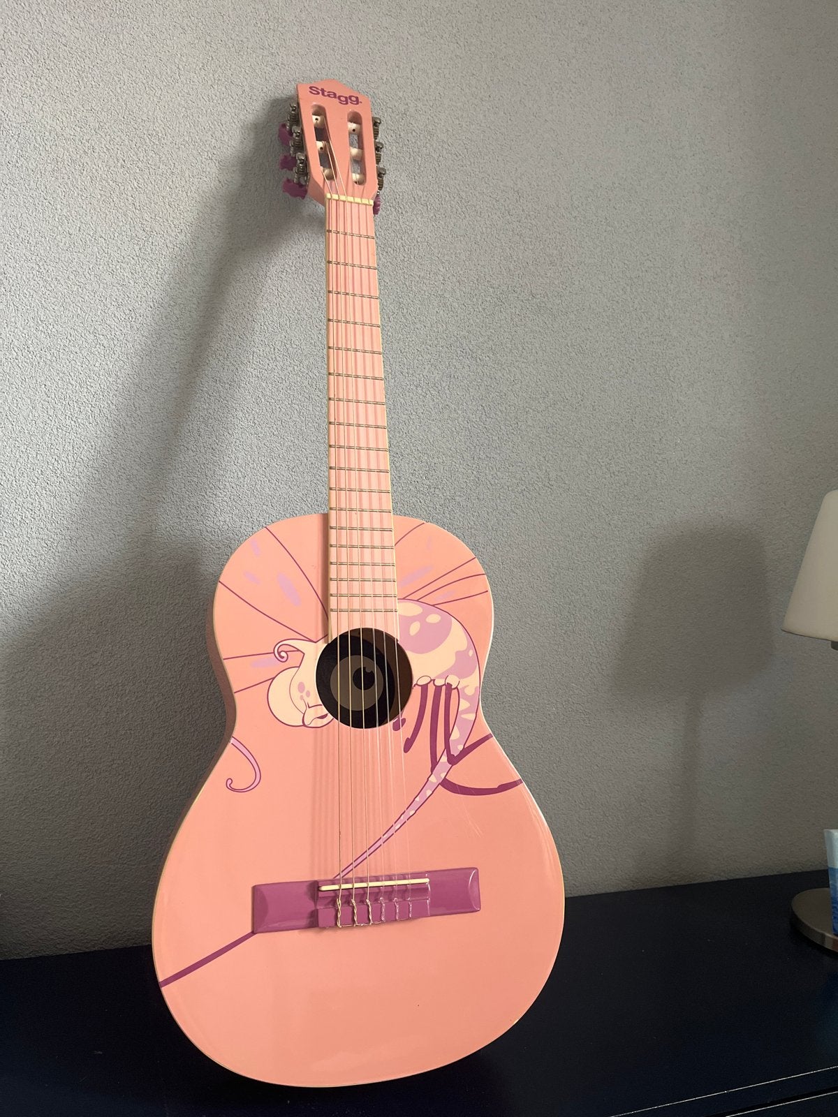 Stagg C510 Dragonfly 1/2 Klassieke Gitaar - Roze, Muziek en Instrumenten, Ophalen of Verzenden, Zo goed als nieuw, Klassieke of Spaanse gitaar
