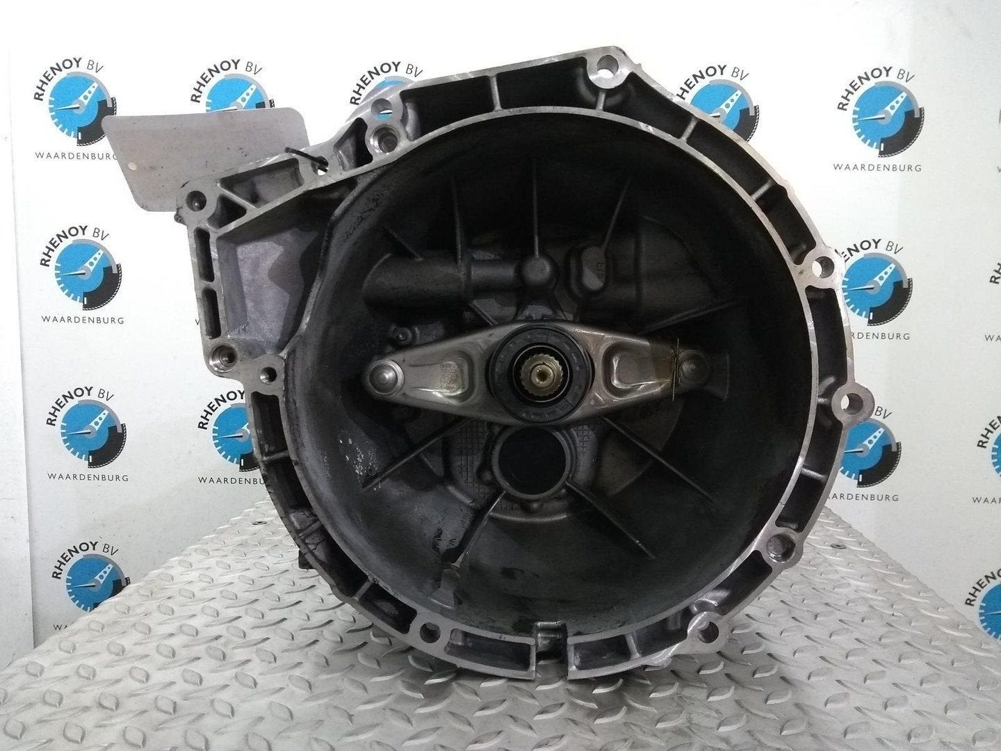 BMW 1 SERIES TRANSMISSIE / VERSNELLINGSBAK 2014, Ophalen of Verzenden, Gebruikt, Stiba lid
