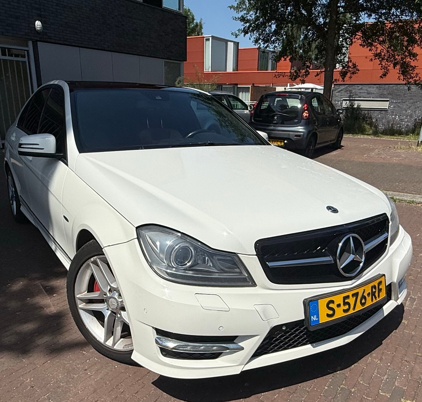 Mercedes Benz C Klasse C180 met Panoramisch Schuifdak, Auto's, Voorwielaandrijving, 1380 kg, 1800 kg, 1796 cc