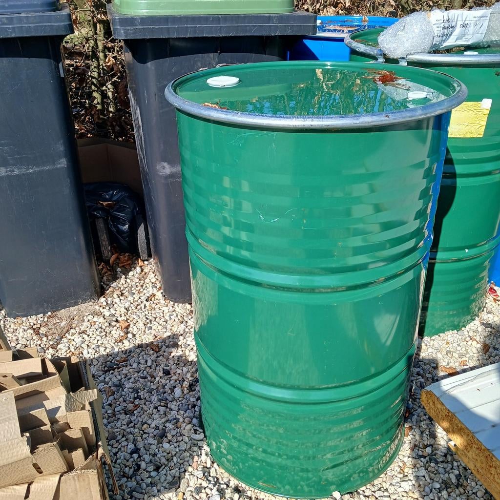 stalen/ijzeren vaten 200 liter voor brandton of vuurton, Tuin en Terras, Regentonnen, Ophalen