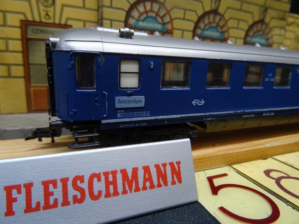 589=Fleischmann A/B rijtuig van de Nederlandse spoorwegen.86, Gelijkstroom, Fleischmann, Wagon, Ophalen of Verzenden