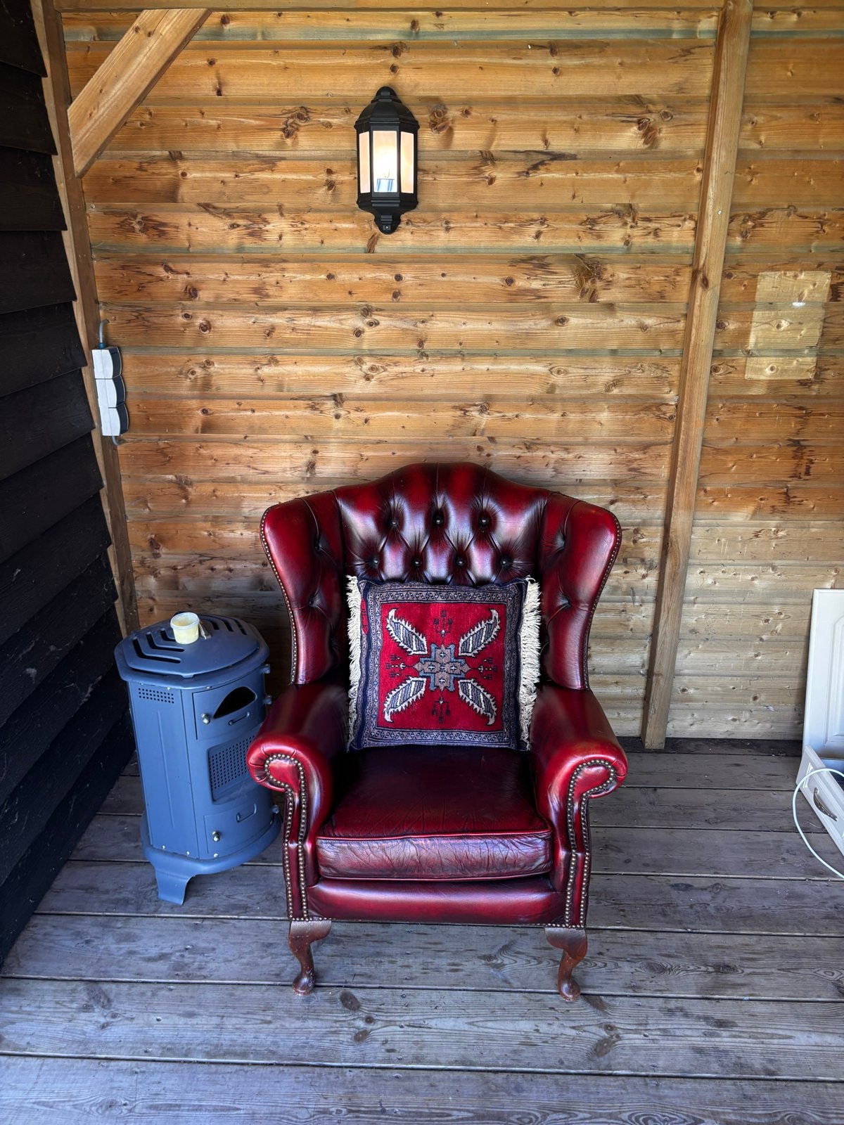 Chesterfield fauteuil oorfauteuil rood leder, certificaat, Huis en Inrichting, Fauteuils, Ophalen, Minder dan 50 cm, Minder dan 75 cm