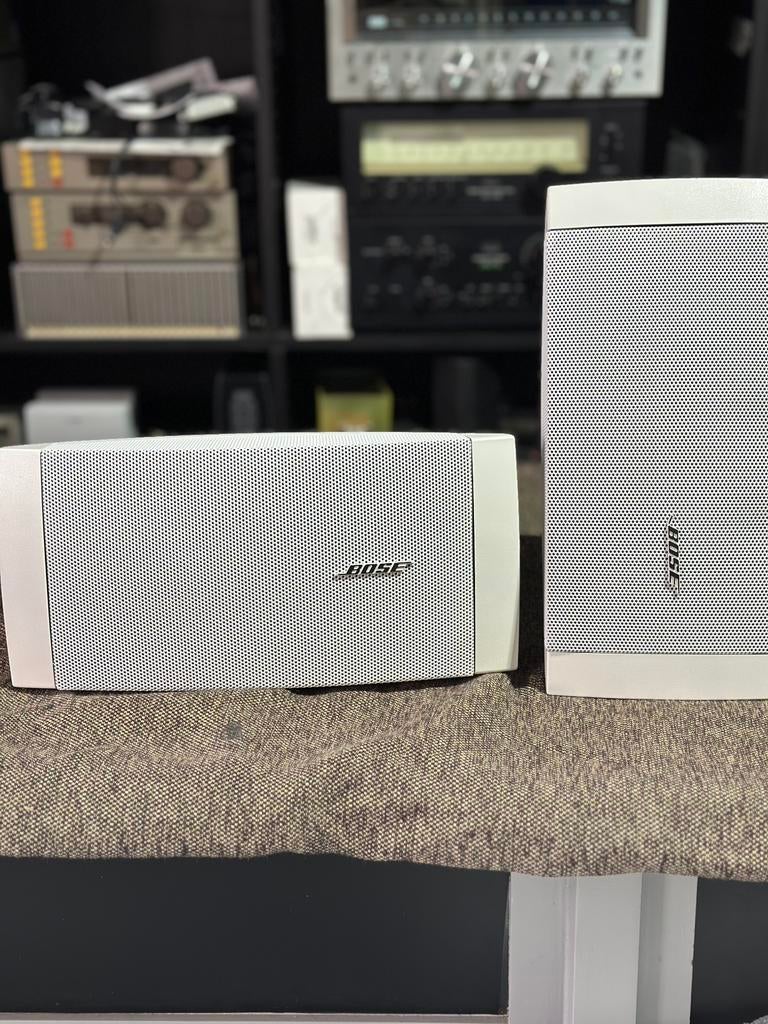 Bose FreeSpace DS 40SE – Wit – Professionele Luidsprekers, Bose, Zo goed als nieuw, Bose, Front, Rear of Stereo speakers