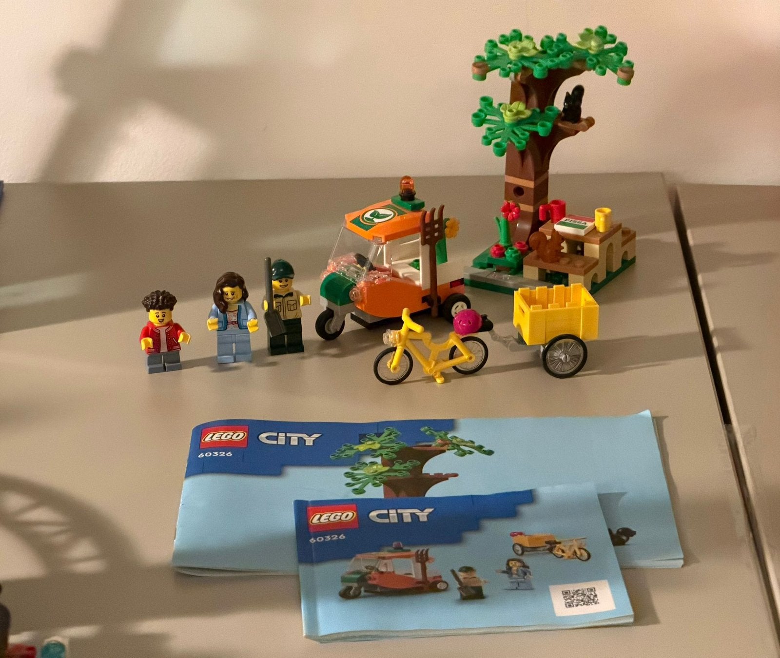 LEGO City 60326 Picknick in het Park, Kinderen en Baby's, Speelgoed | Duplo en Lego, City, Lego, Ophalen of Verzenden, Zo goed als nieuw