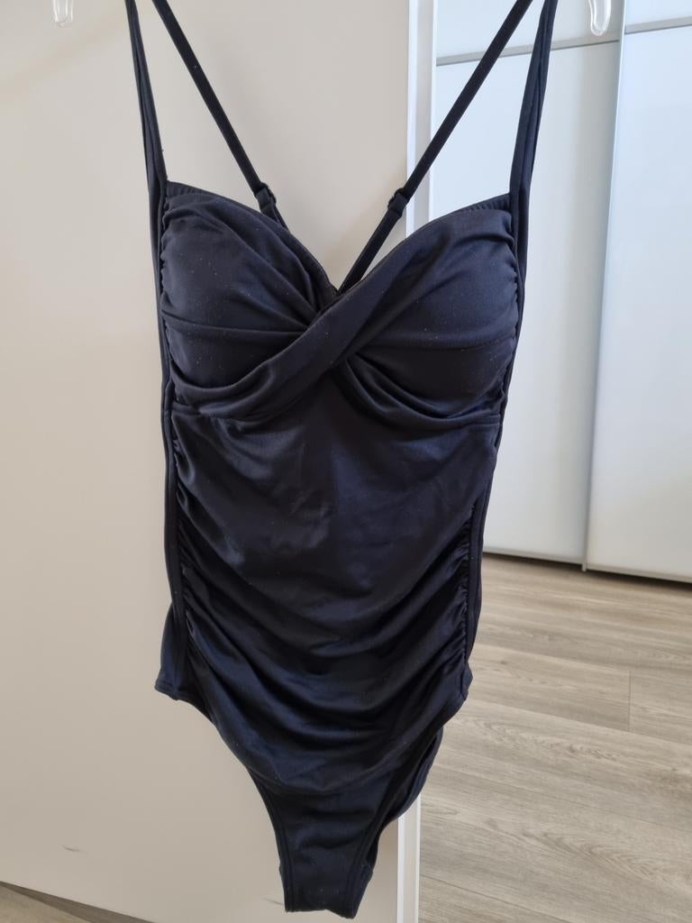 Prachtig badpak van Seafolly. Maat 42. Kleur zwart. NIEUW, Kleding | Dames, Badmode en Zwemkleding, Zwart, Nieuw, Badpak, Ophalen of Verzenden
