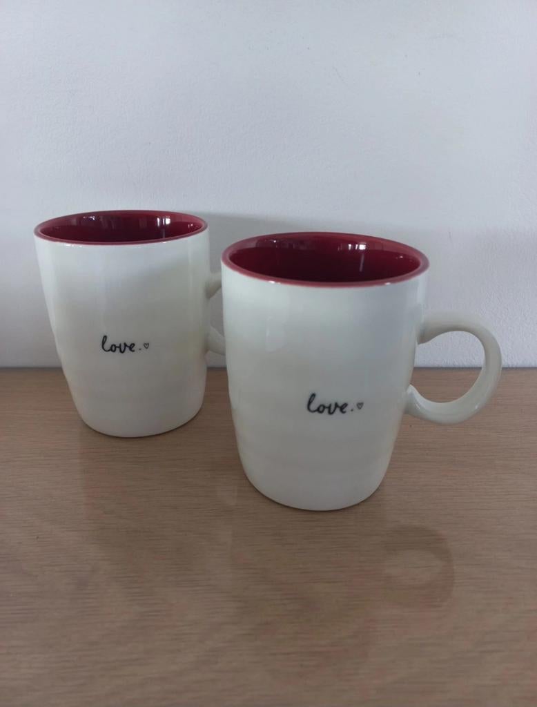 2x Zusss mok 'love'. Nieuw!, Ophalen, Nieuw, Overige stijlen, Kop(pen) en/of Schotel(s)