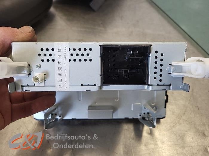 Radio van een Volkswagen Crafter, Gebruikt, -, Volkswagen, -