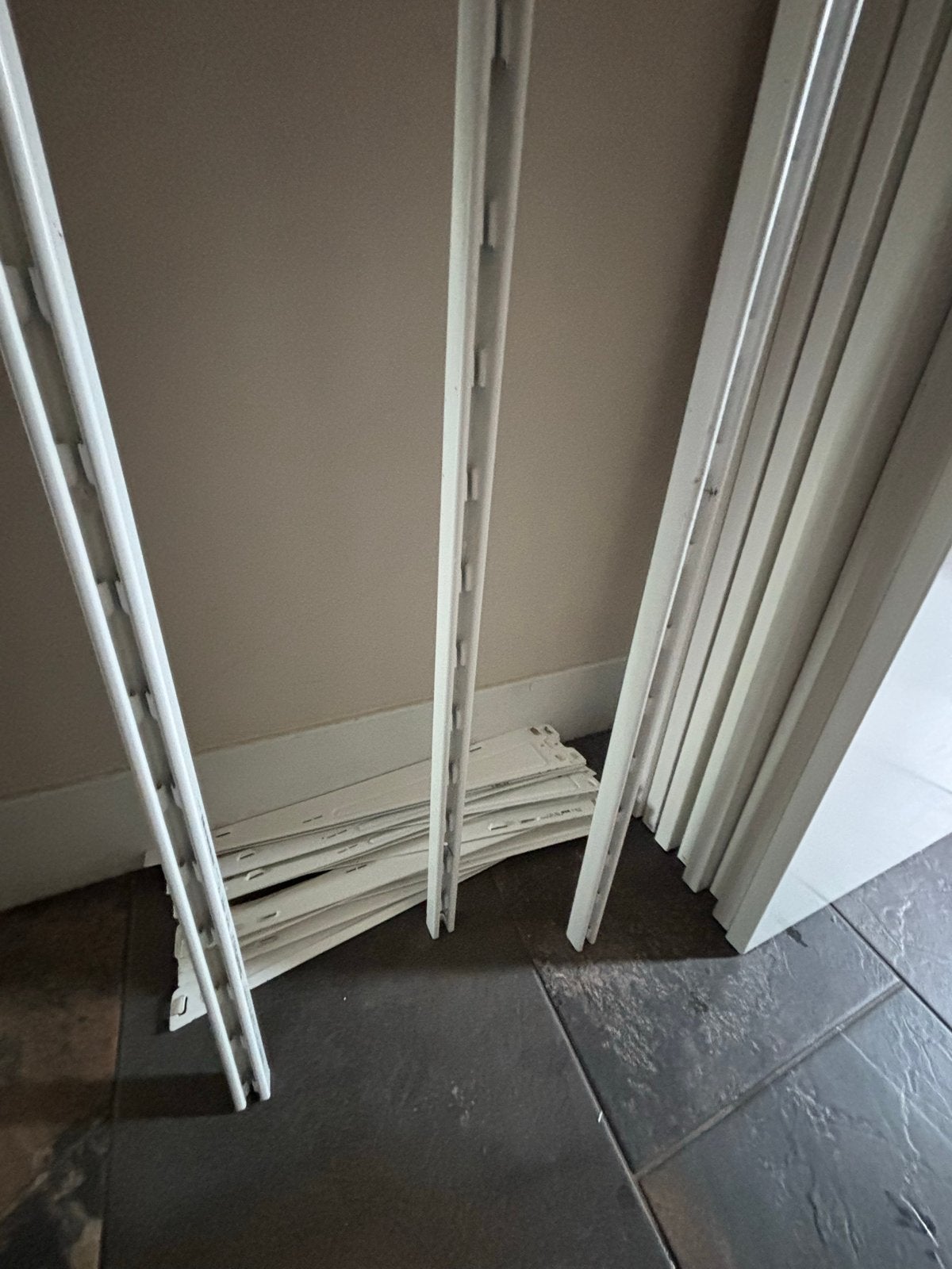 IKEA Boaxel Opbergsysteem - 9 planken, 3 staanders, 15 drage, Ophalen of Verzenden, Gebruikt