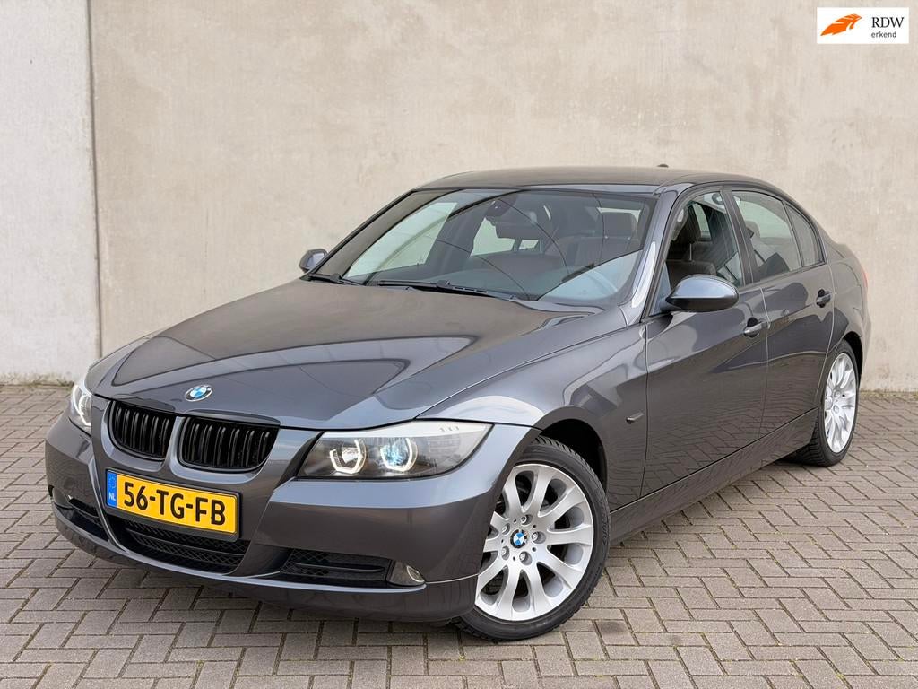 BMW 3-serie 320i Ori NL NAP Leder Stoelverw Trekhaak AllSeas, Achterwielaandrijving, 150 pk, Handgeschakeld, 1335 kg