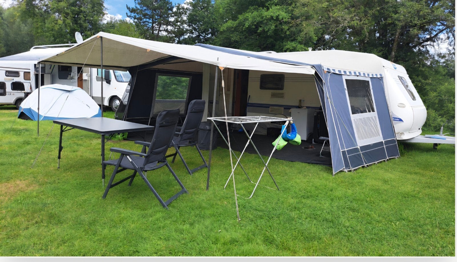 Hobby de luxe kmfe 560, Rondzit, Hobby, Frans bed, Airco
