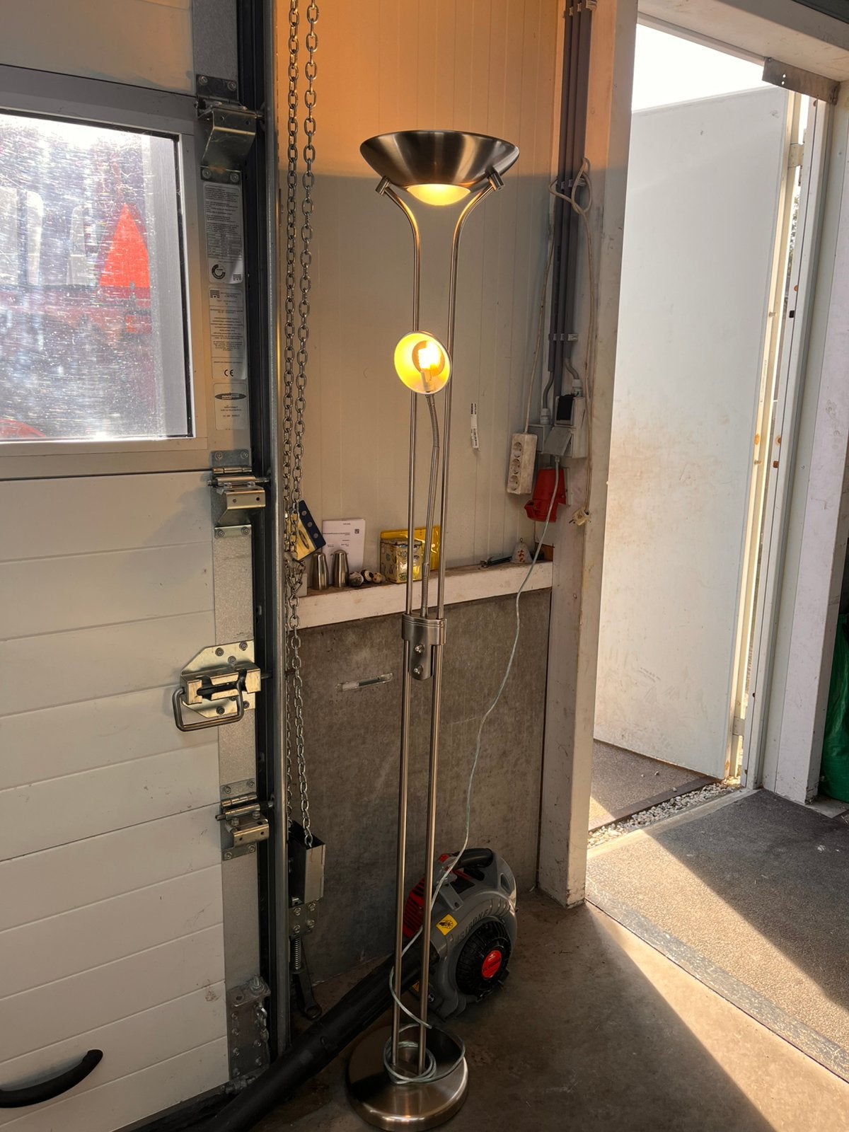 Mooie lamp antieke klok en honden kooi, Ophalen, Gebruikt, Overige