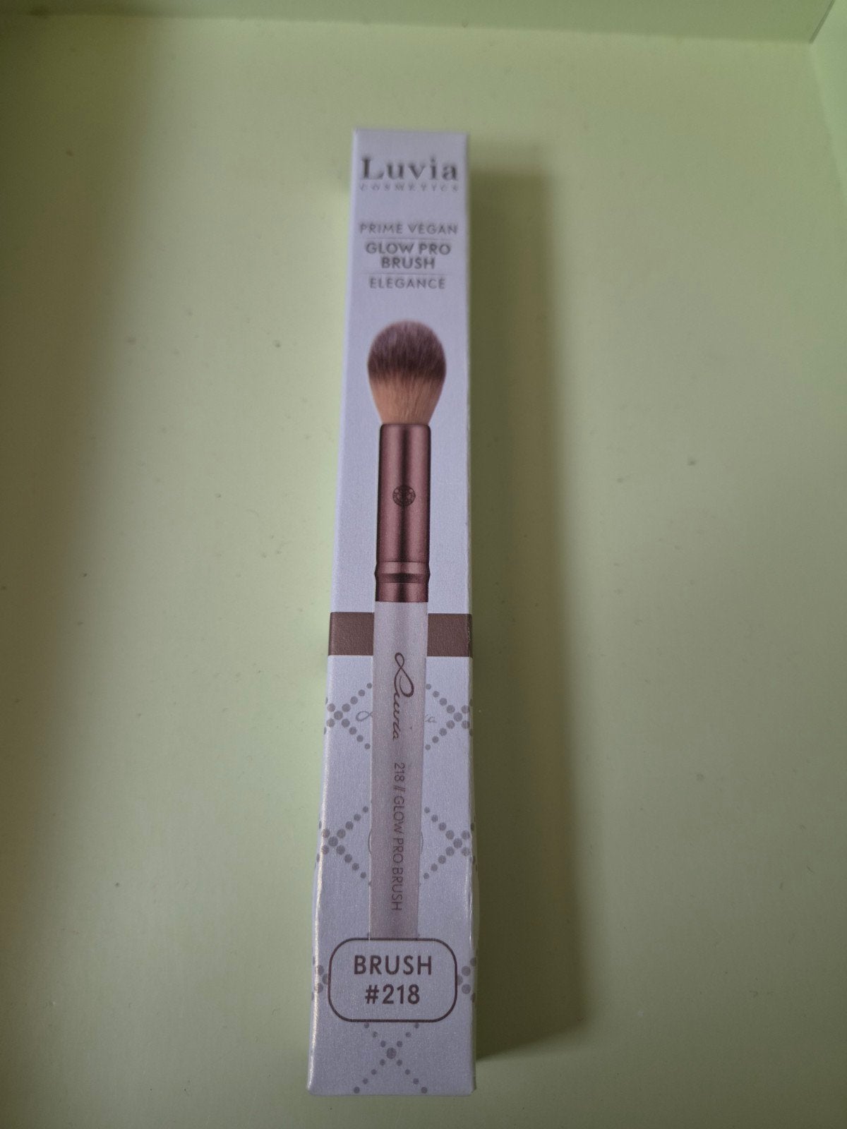 Lucia cosmetica glow pro Brussel 218, Ophalen of Verzenden, Nieuw, Gehele gezicht