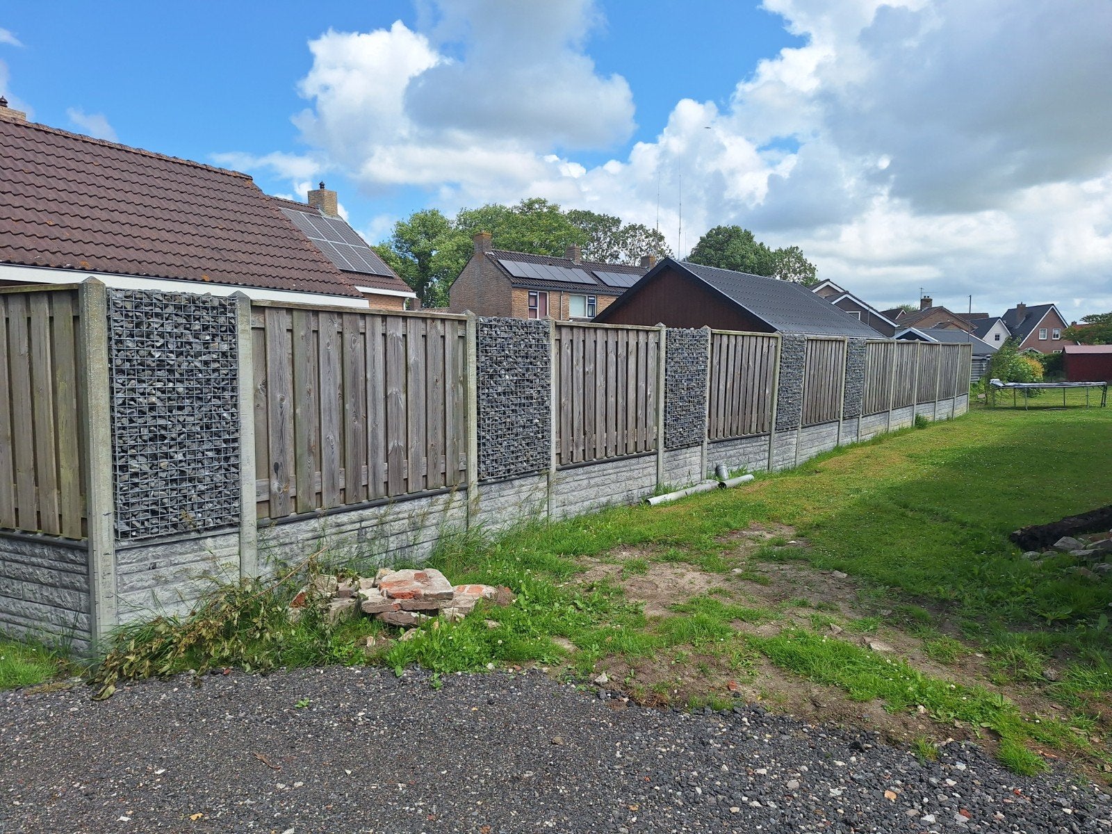 Hout beton schutting 20 meter hoog 8meter laag, Ophalen of Verzenden, Hout, 6 meter of meer, 1 tot 2 meter