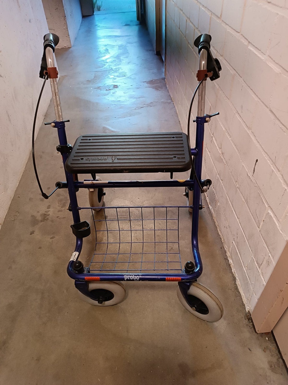 Rollator Premis Blauw, Diversen, Ophalen, Opvouwbaar, Zo goed als nieuw
