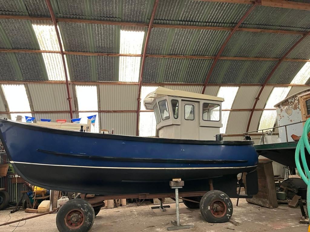 Viskotter/ sloep: Island Plastics 24, Watersport en Boten, Motorboten en Motorjachten, Ophalen, Overige merken, Gebruikt, Binnenboordmotor