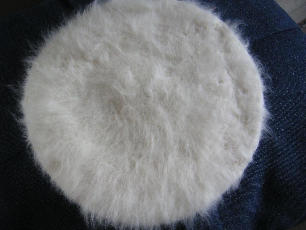 Angora alpino pet,wit,70 jaar oud., Kleding | Dames, Hoeden en Petten, Ophalen of Verzenden, Gedragen, One size fits all, Pet
