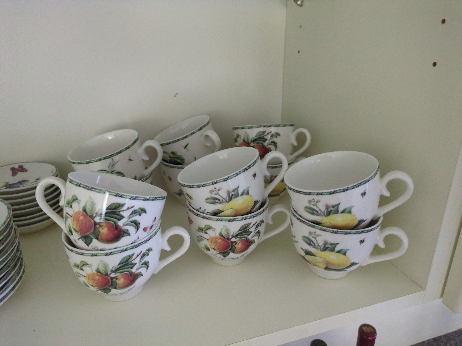 JBS Home Collection "Botania" servies - kopjes en schotels, Overige merken, Klassiek, Ophalen of Verzenden, Zo goed als nieuw