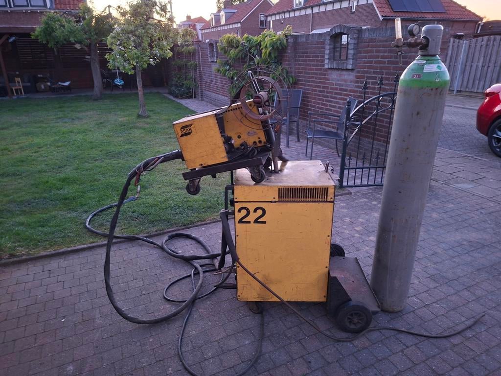 ESAB Lasapparaat - Werkt, Ophalen, Gebruikt, 250 ampère of meer, Co2